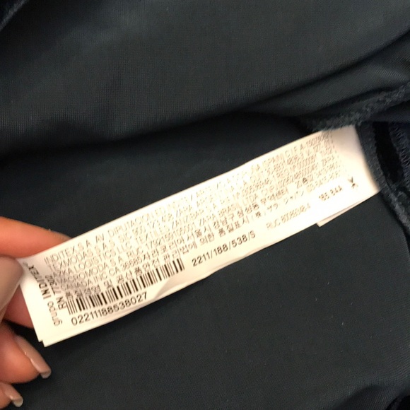 Zara Jade Velvet Top - Picture 8 of 8